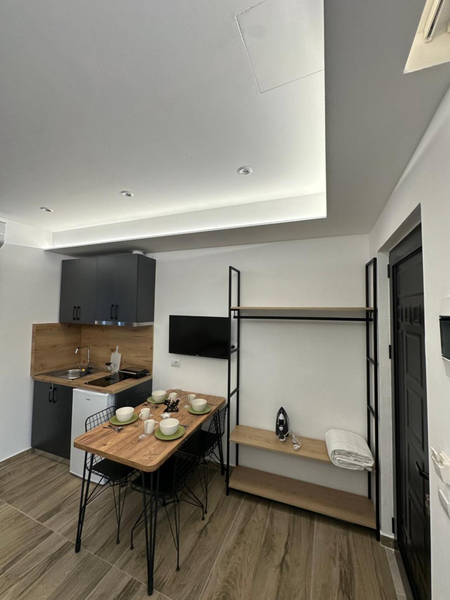 Io'S Apartments Saranda Kültér fotó