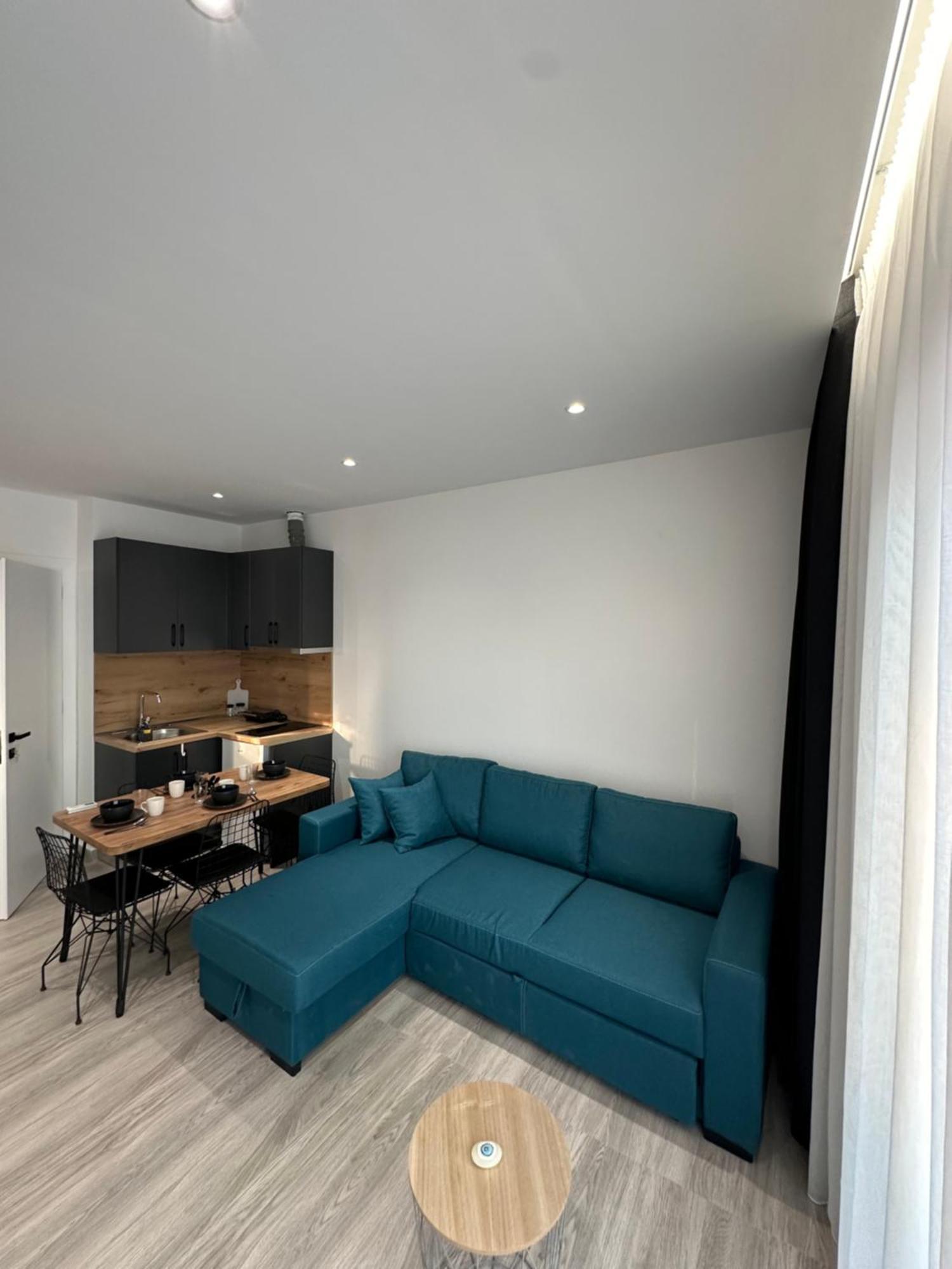 Io'S Apartments Saranda Kültér fotó